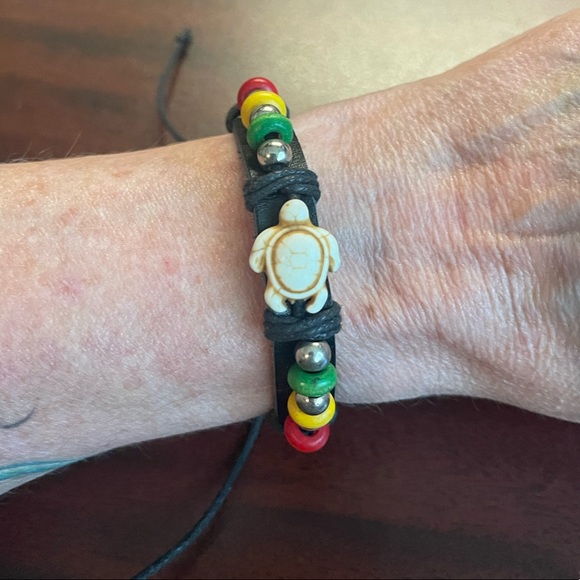 EUC turtle bracelet - Picture 2 of 3